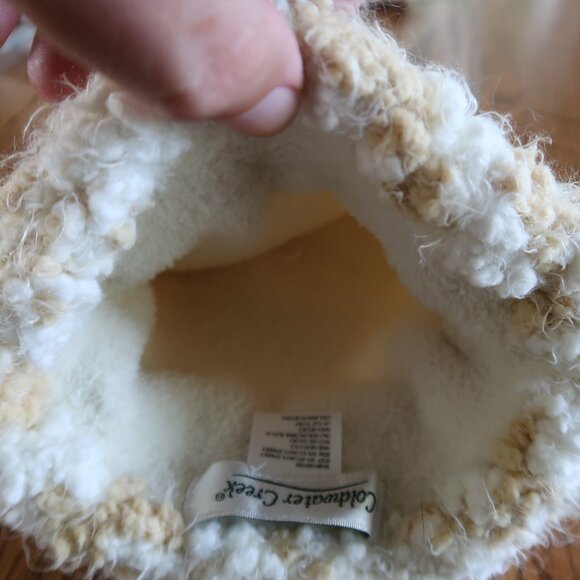 Coldwater Creek White and Tan Winter Beanie Hat - Picture 6 of 7